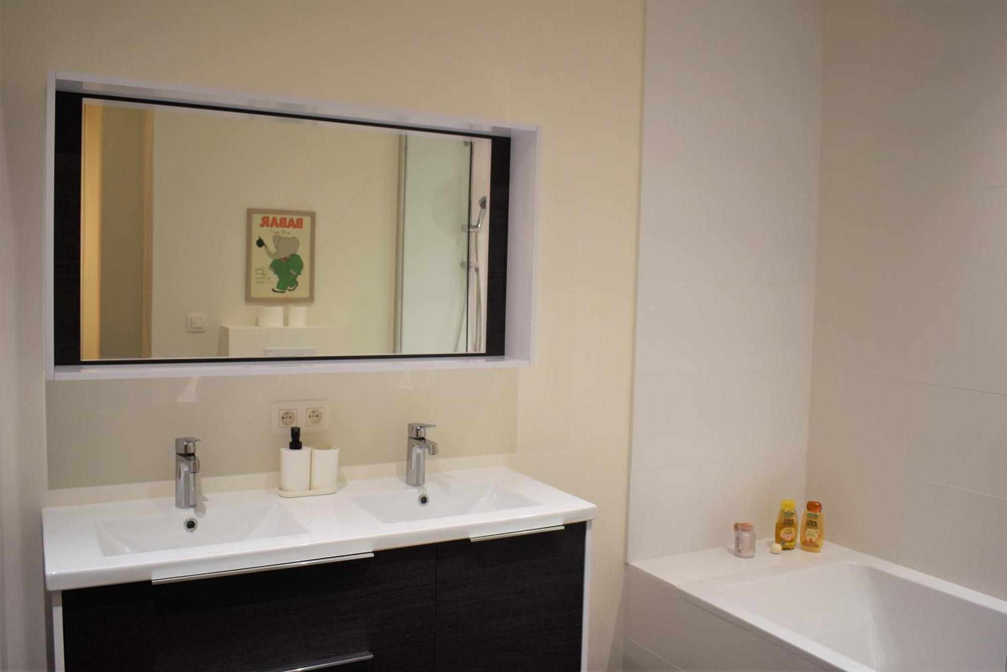 Luxury 2 Bedroom - Antwerp City Centre 外观 照片